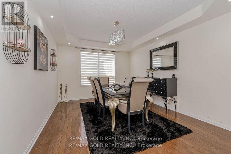 28 Crocker Drive, Brampton, Ontario  L6P 1M8 - Photo 33 - W12548152