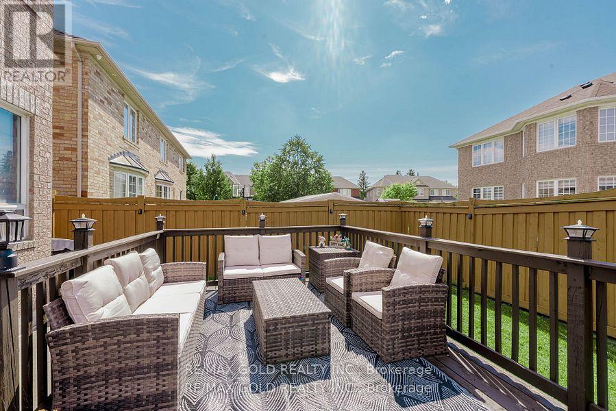 28 Crocker Drive, Brampton, Ontario  L6P 1M8 - Photo 8 - W12548152