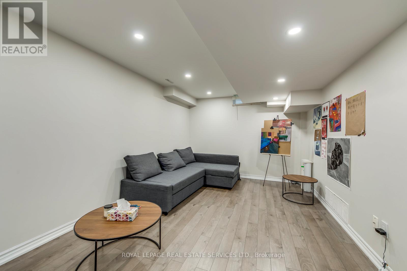 2264 Dale Ridge Drive, Oakville, Ontario  L6M 3L5 - Photo 21 - W12548154