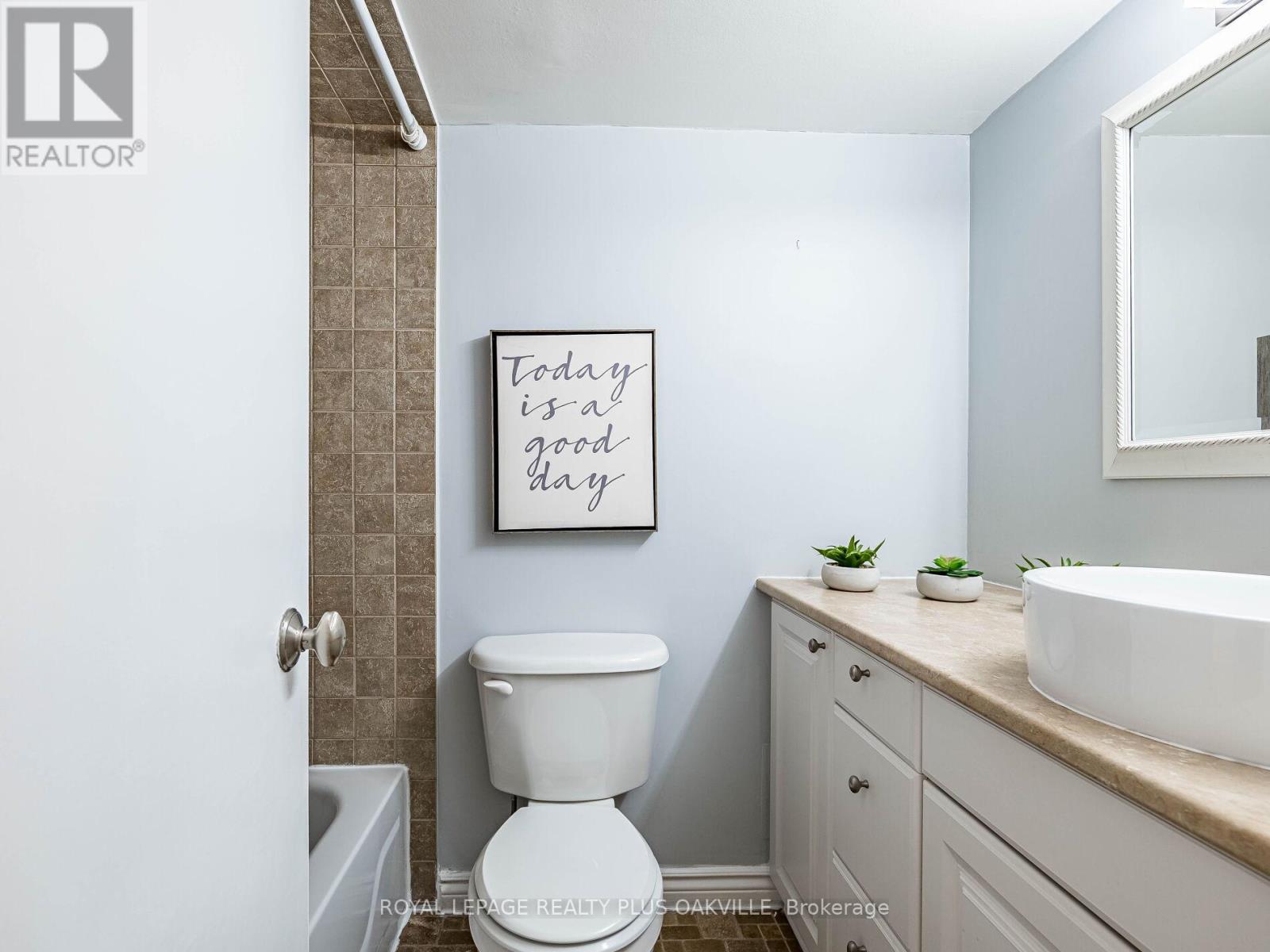 2006 - 3100 Kirwin Avenue, Mississauga, Ontario  L5A 3S6 - Photo 30 - W12548170