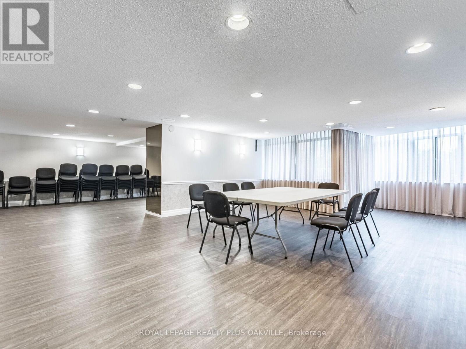 2006 - 3100 Kirwin Avenue, Mississauga, Ontario  L5A 3S6 - Photo 42 - W12548170