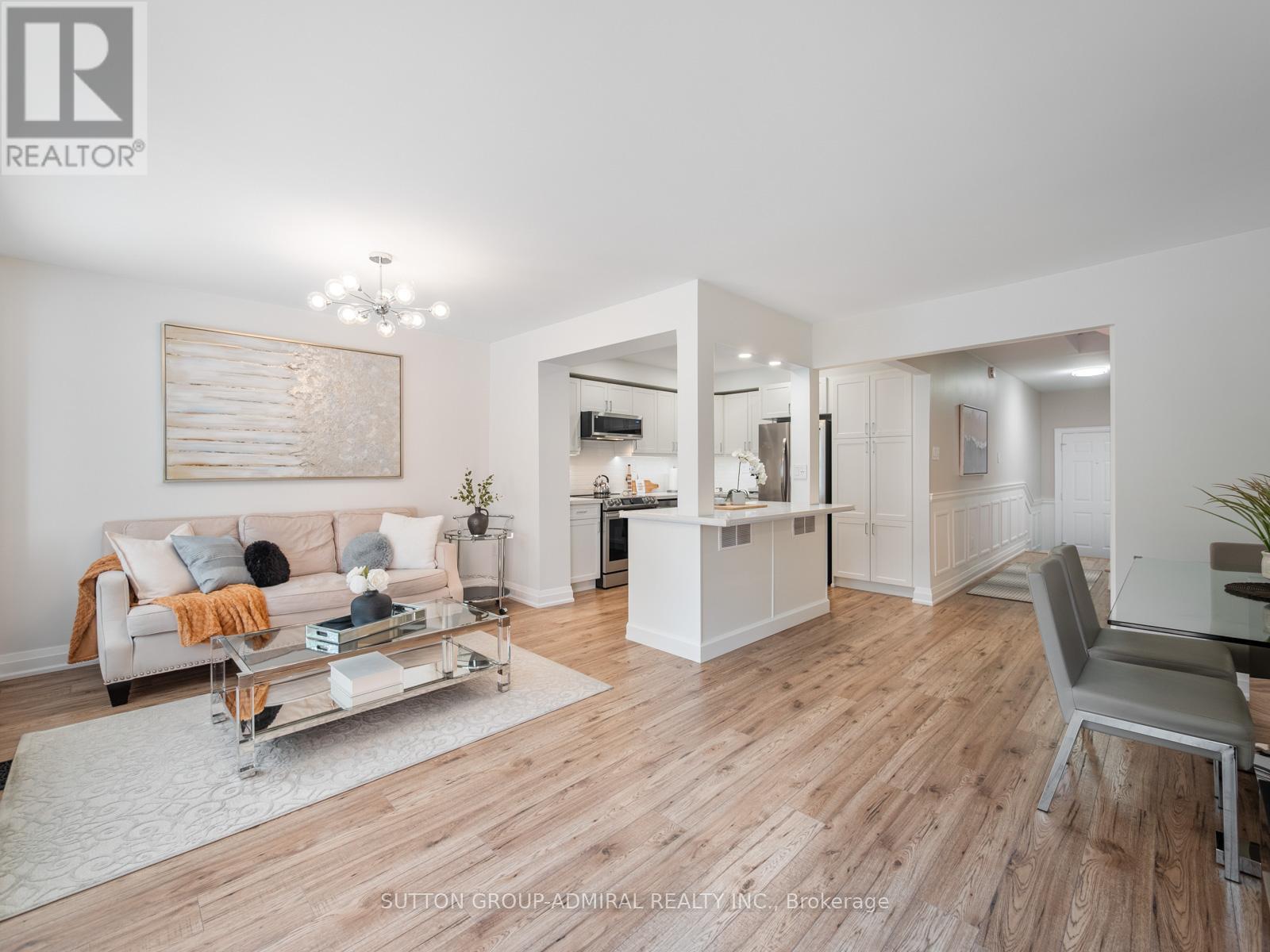 49 - 385 The East Mall, Toronto, Ontario  M9B 6J4 - Photo 11 - W12548172