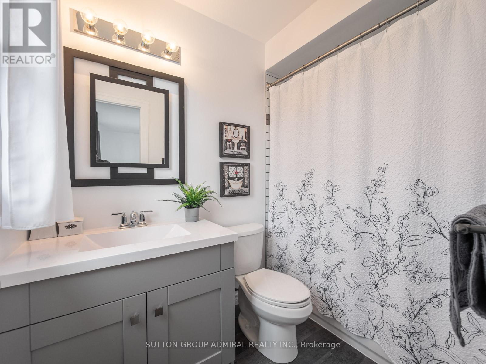 49 - 385 The East Mall, Toronto, Ontario  M9B 6J4 - Photo 22 - W12548172