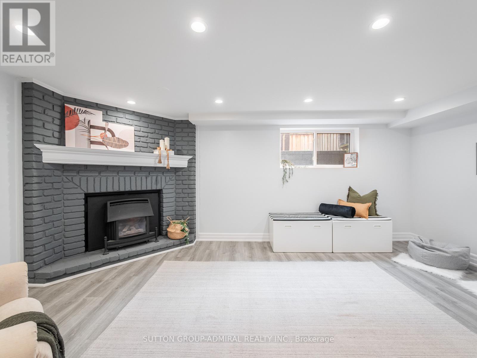 49 - 385 The East Mall, Toronto, Ontario  M9B 6J4 - Photo 24 - W12548172