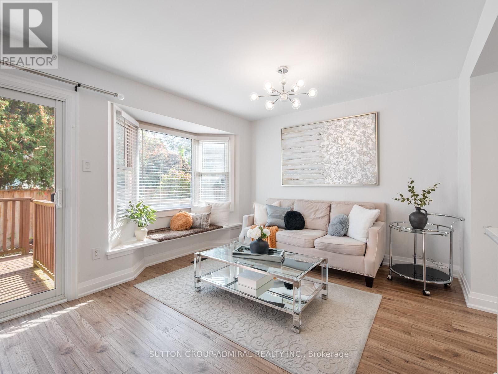 49 - 385 The East Mall, Toronto, Ontario  M9B 6J4 - Photo 9 - W12548172