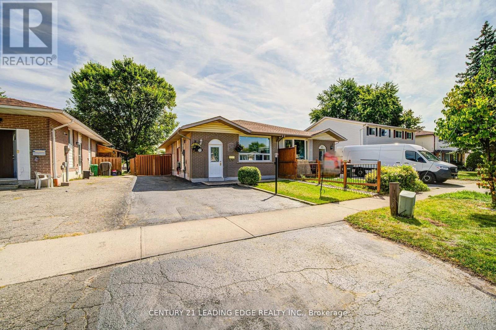UPPER - 55 CRAWFORD DRIVE, Brampton, Ontario