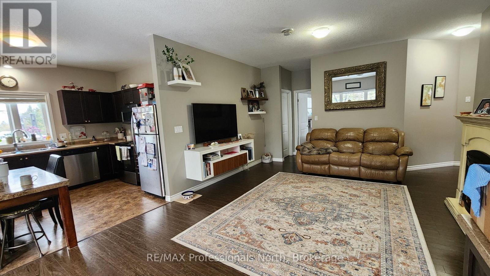 5 Greaves Avenue, Huntsville, Ontario  P1H 1V2 - Photo 22 - X12541182