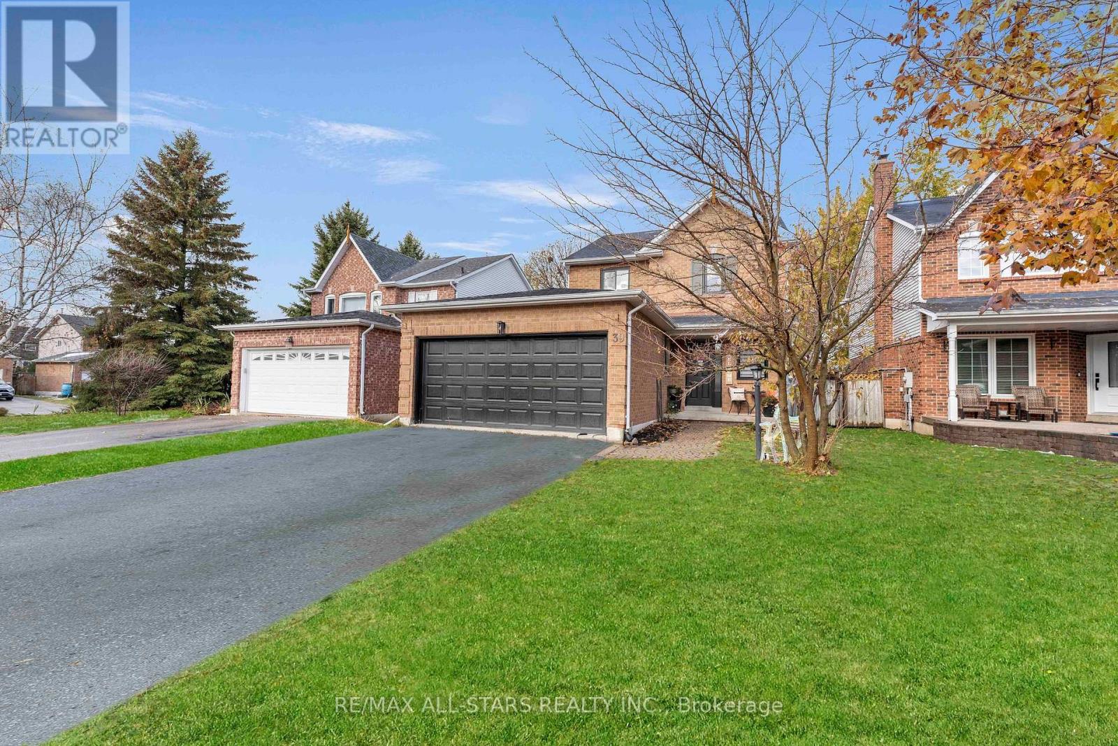 39 Kyle Crescent, Georgina, Ontario  L4P 3P5 - Photo 2 - N12545478