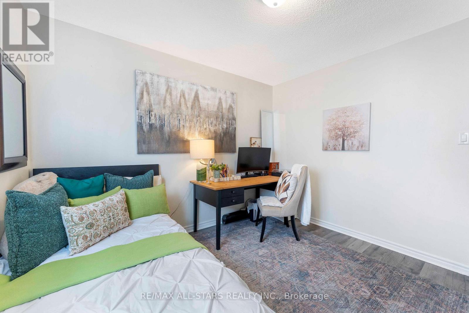 39 Kyle Crescent, Georgina, Ontario  L4P 3P5 - Photo 28 - N12545478