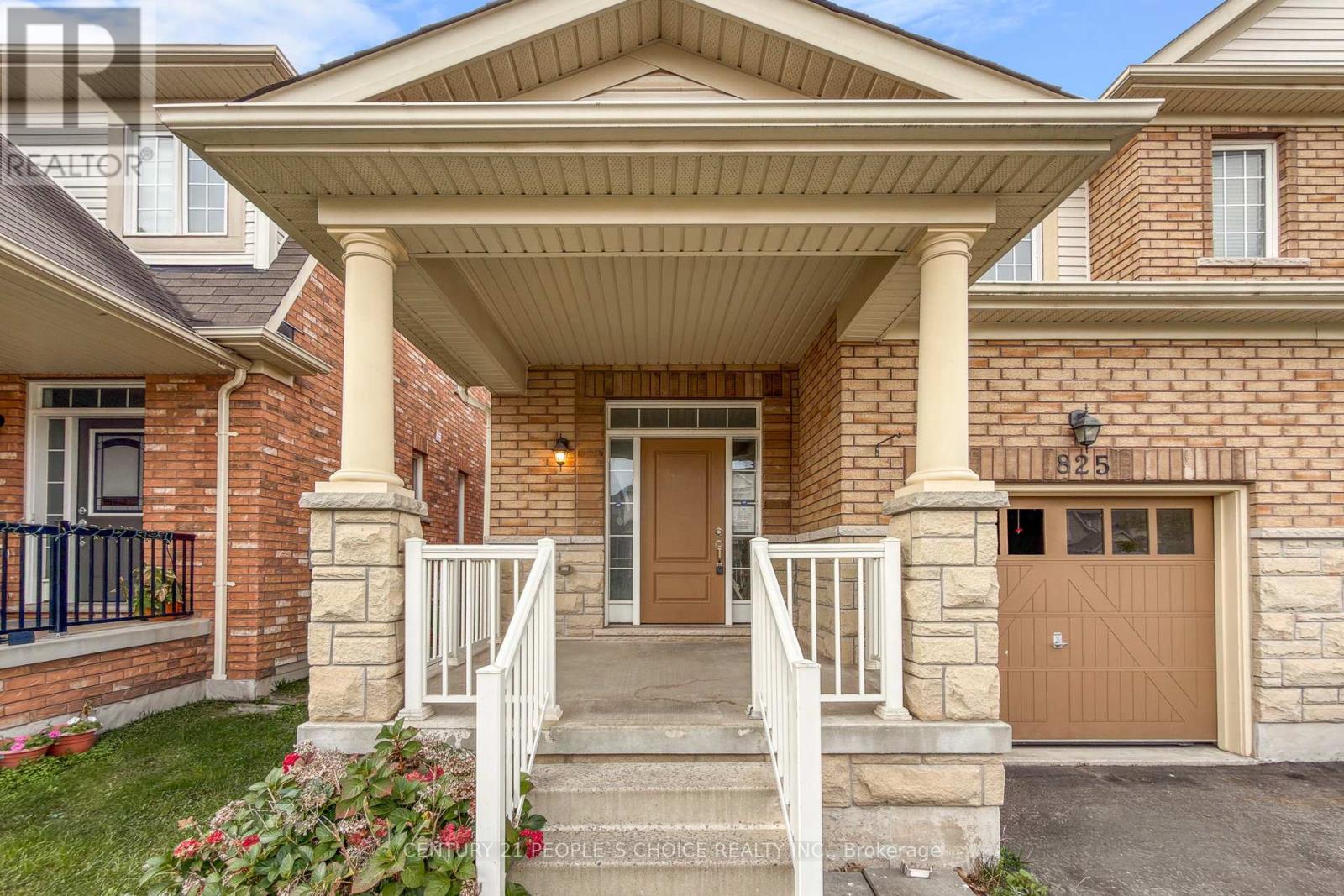 825 Miltonbrook Crescent, Milton, Ontario  L9T 8N3 - Photo 4 - W12548098