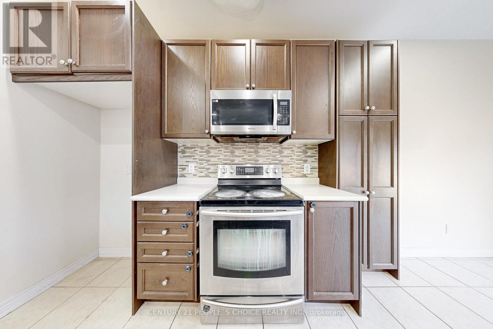 825 Miltonbrook Crescent, Milton, Ontario  L9T 8N3 - Photo 19 - W12548098