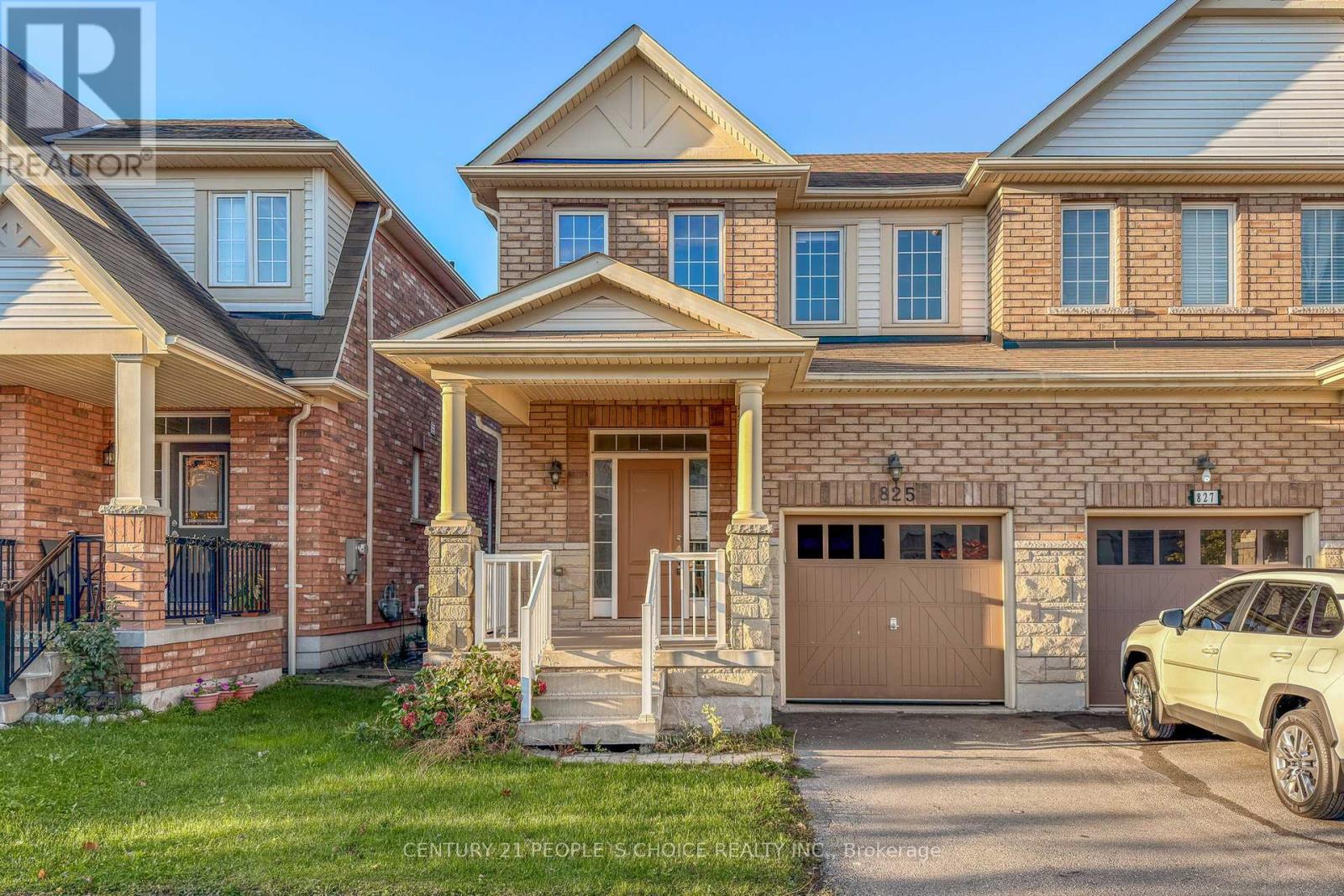 825 Miltonbrook Crescent, Milton, Ontario  L9T 8N3 - Photo 3 - W12548098