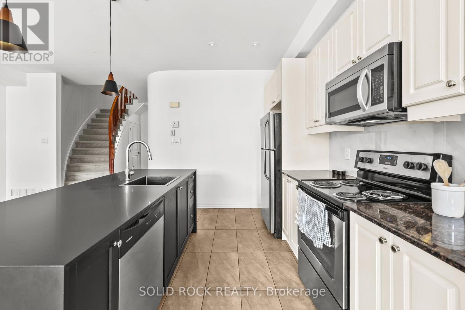 153 Hawkshaw Crescent E, Ottawa, Ontario  K2J 5P8 - Photo 11 - X12468953