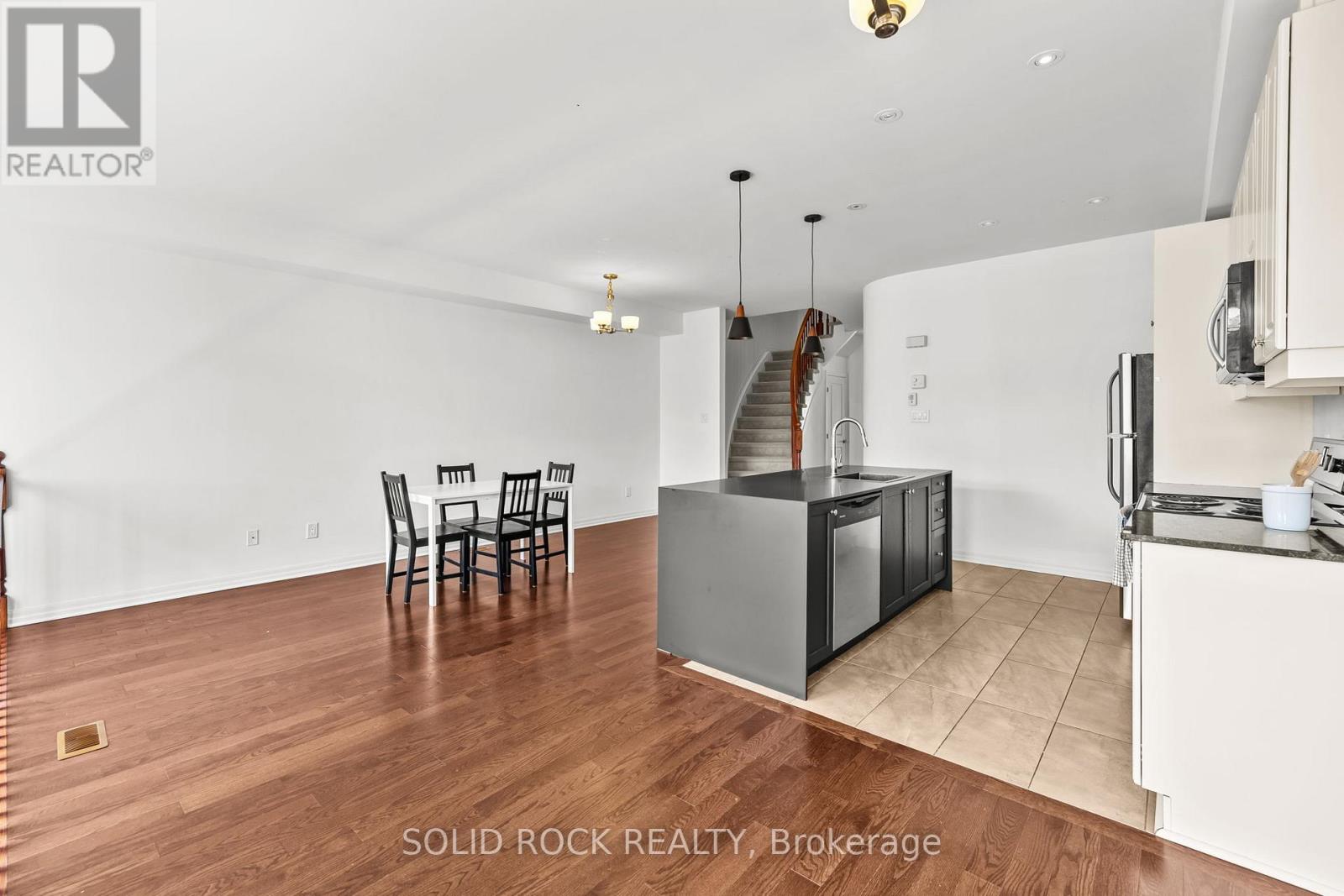 153 Hawkshaw Crescent E, Ottawa, Ontario  K2J 5P8 - Photo 9 - X12468953