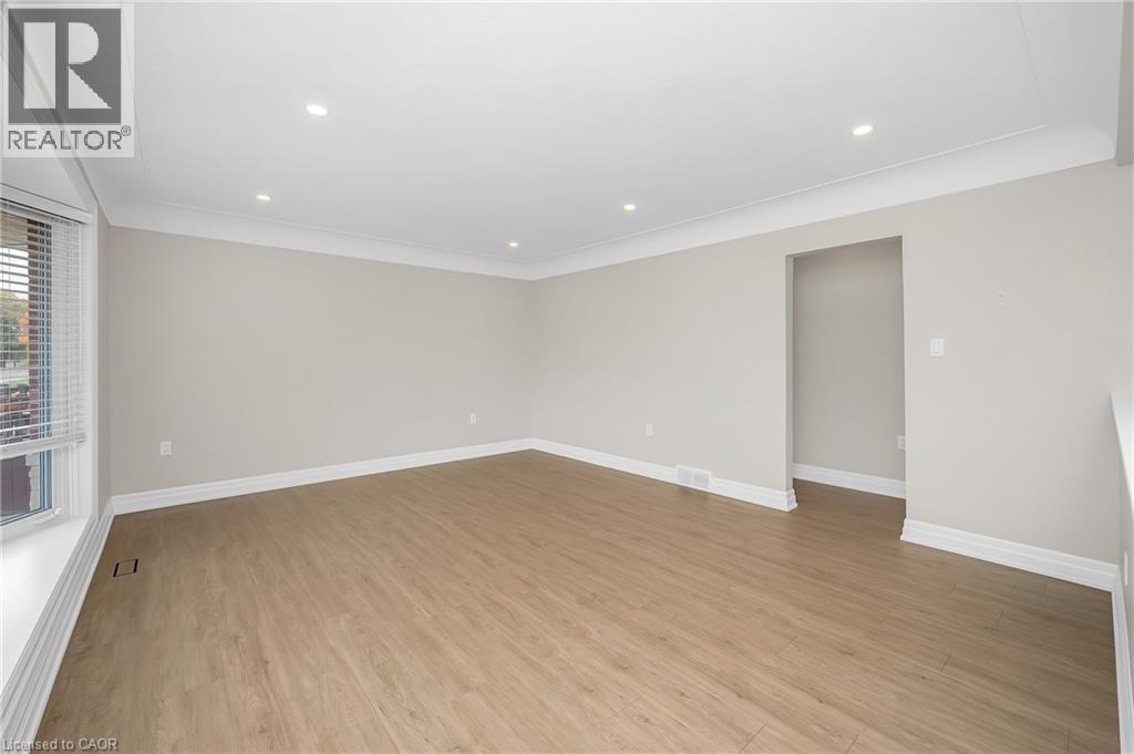 30 Wildewood Avenue, Hamilton, Ontario L8T 1X3 - Photo 11 - 40788487