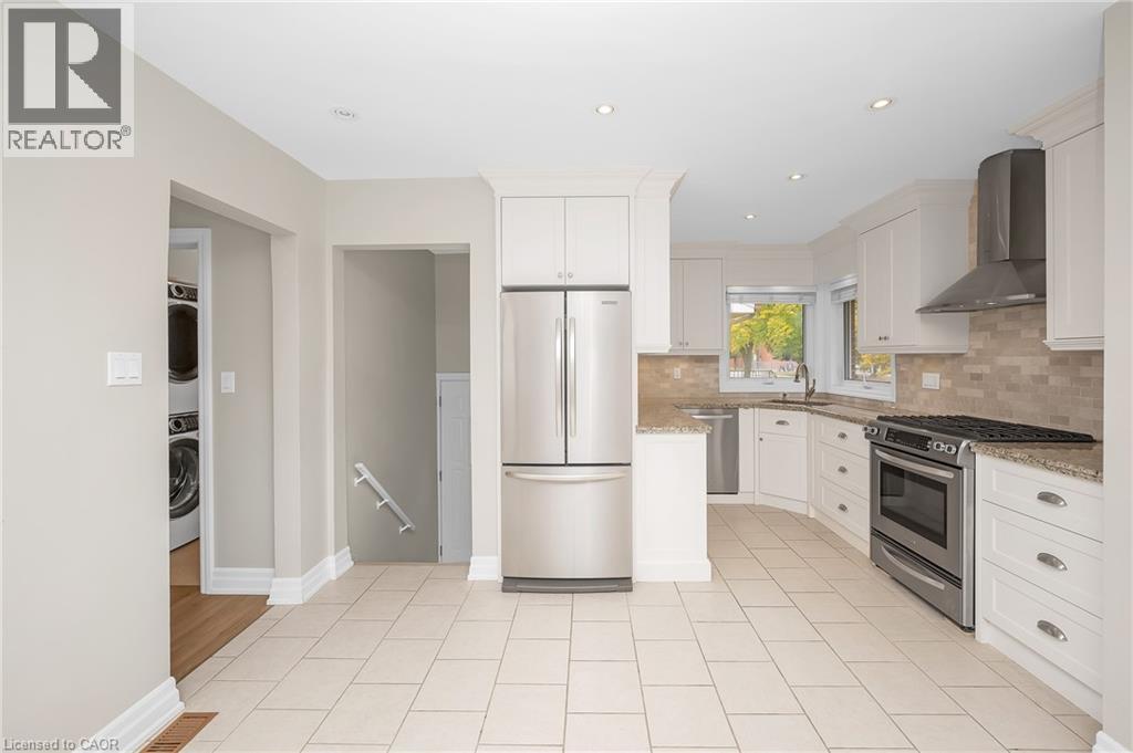 30 Wildewood Avenue, Hamilton, Ontario L8T 1X3 - Photo 13 - 40788487