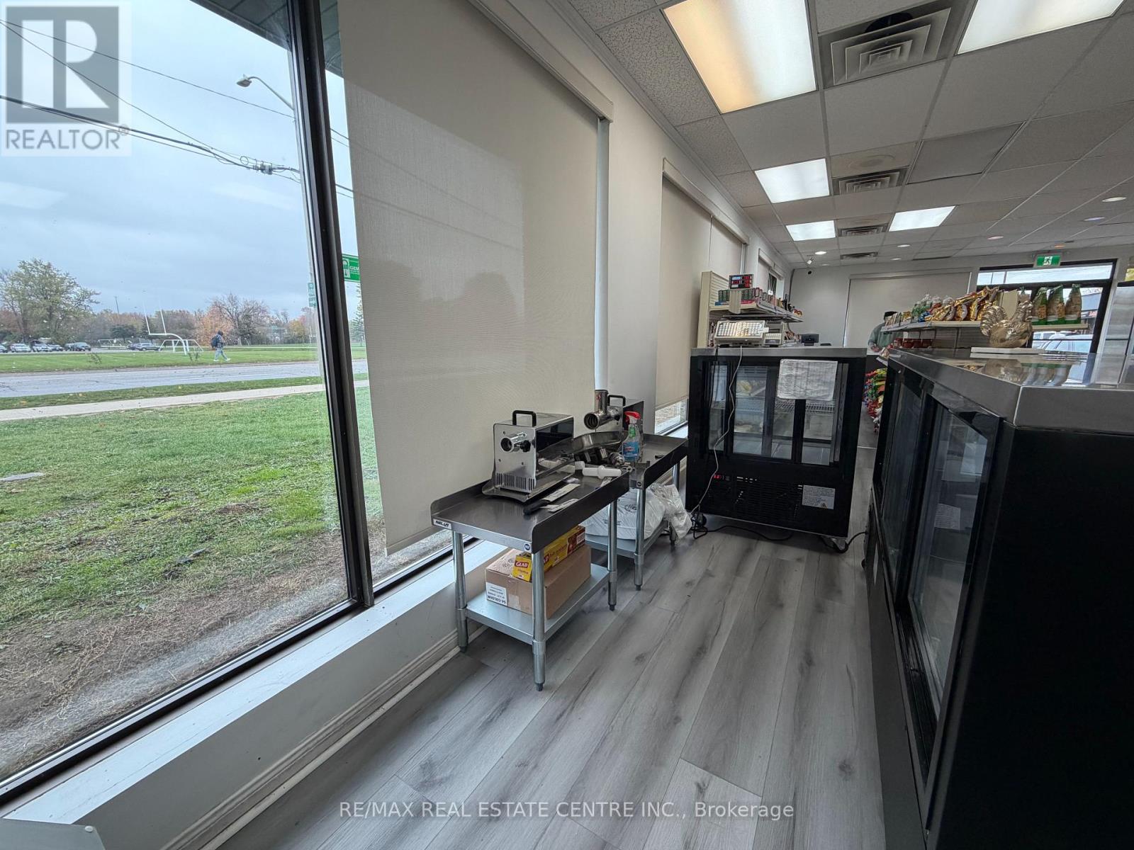 815 Weber Street E, Kitchener, Ontario  N2H 1H5 - Photo 15 - X12548216