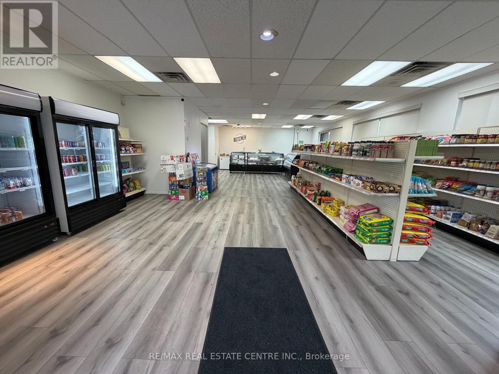 815 Weber Street E, Kitchener, Ontario  N2H 1H5 - Photo 4 - X12548216