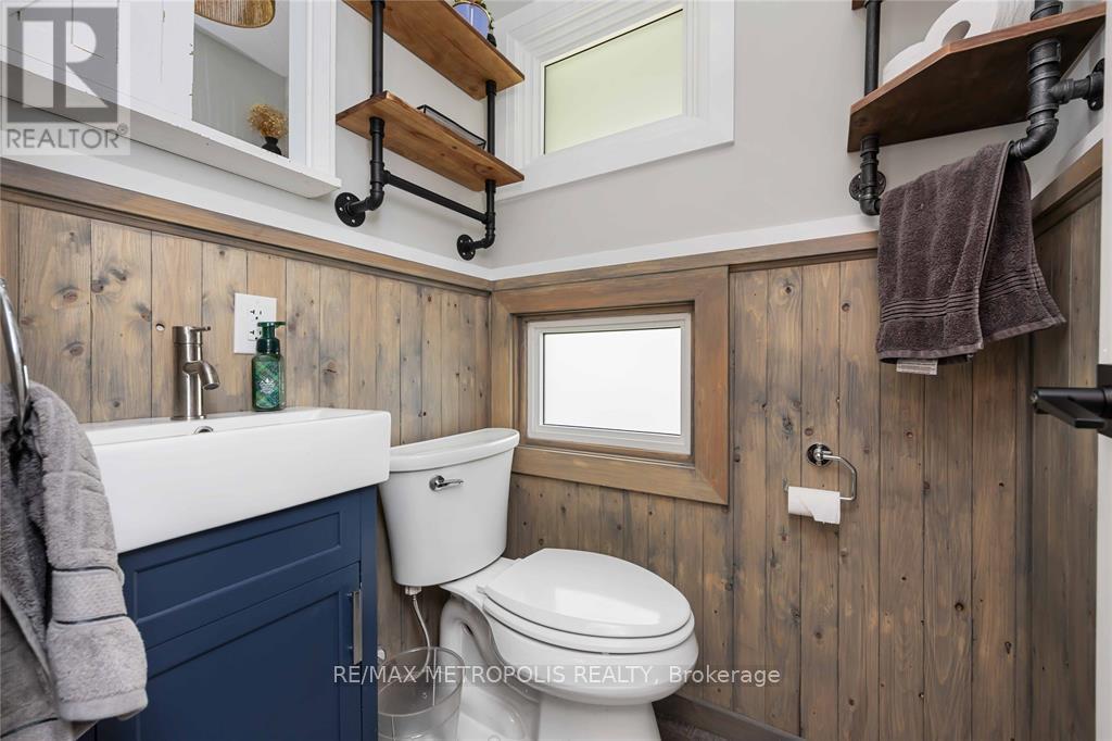 552 Cathcart Boulevard, Sarnia, Ontario N7V 2N2 - Photo 15 - X12548220