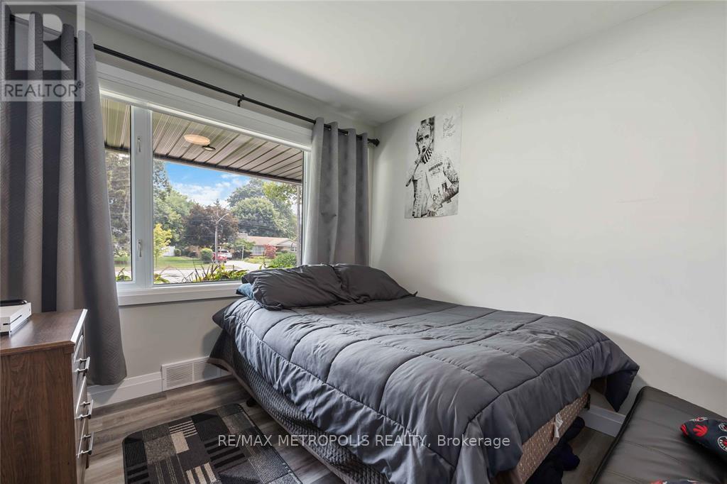 552 Cathcart Boulevard, Sarnia, Ontario N7V 2N2 - Photo 17 - X12548220