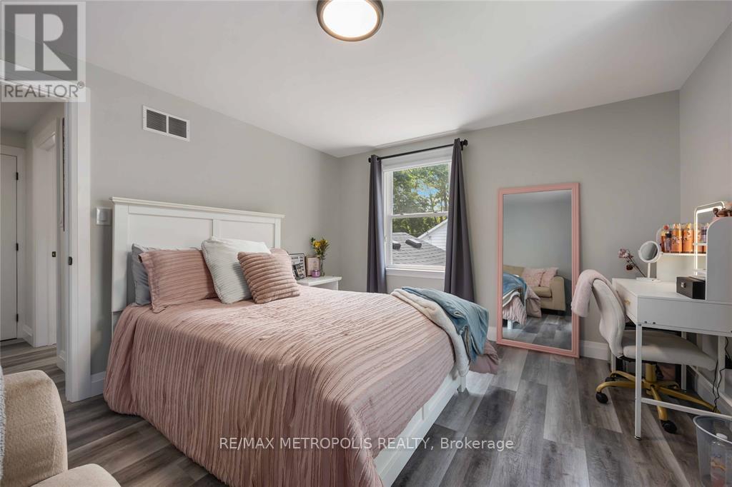 552 Cathcart Boulevard, Sarnia, Ontario N7V 2N2 - Photo 21 - X12548220