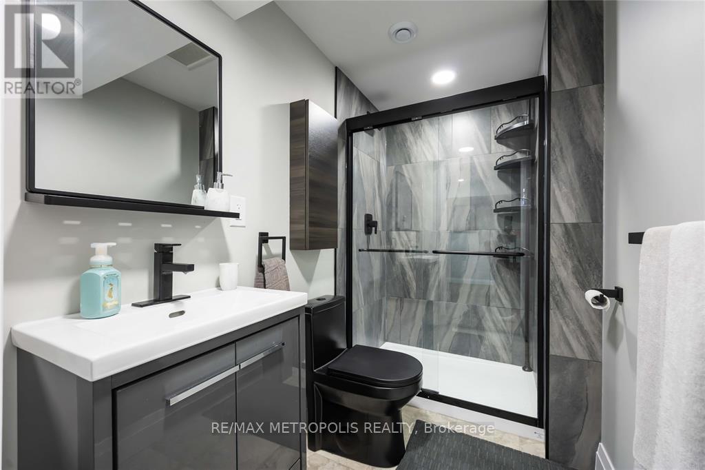 552 Cathcart Boulevard, Sarnia, Ontario N7V 2N2 - Photo 35 - X12548220