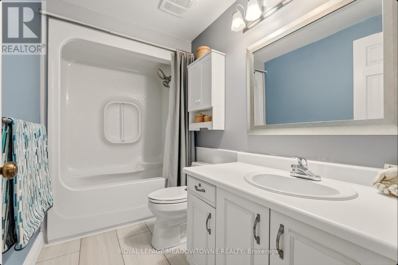 44 - 1 Royalwood Court, Hamilton, Ontario  L8E 4Y3 - Photo 29 - X12548228