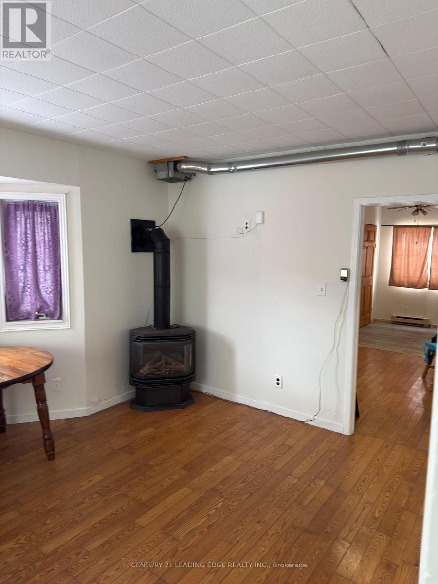 394 Bridge Street E, Belleville, Ontario  K8N 1P8 - Photo 24 - X12548236