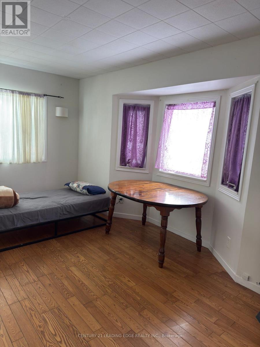 394 Bridge Street E, Belleville, Ontario  K8N 1P8 - Photo 26 - X12548236