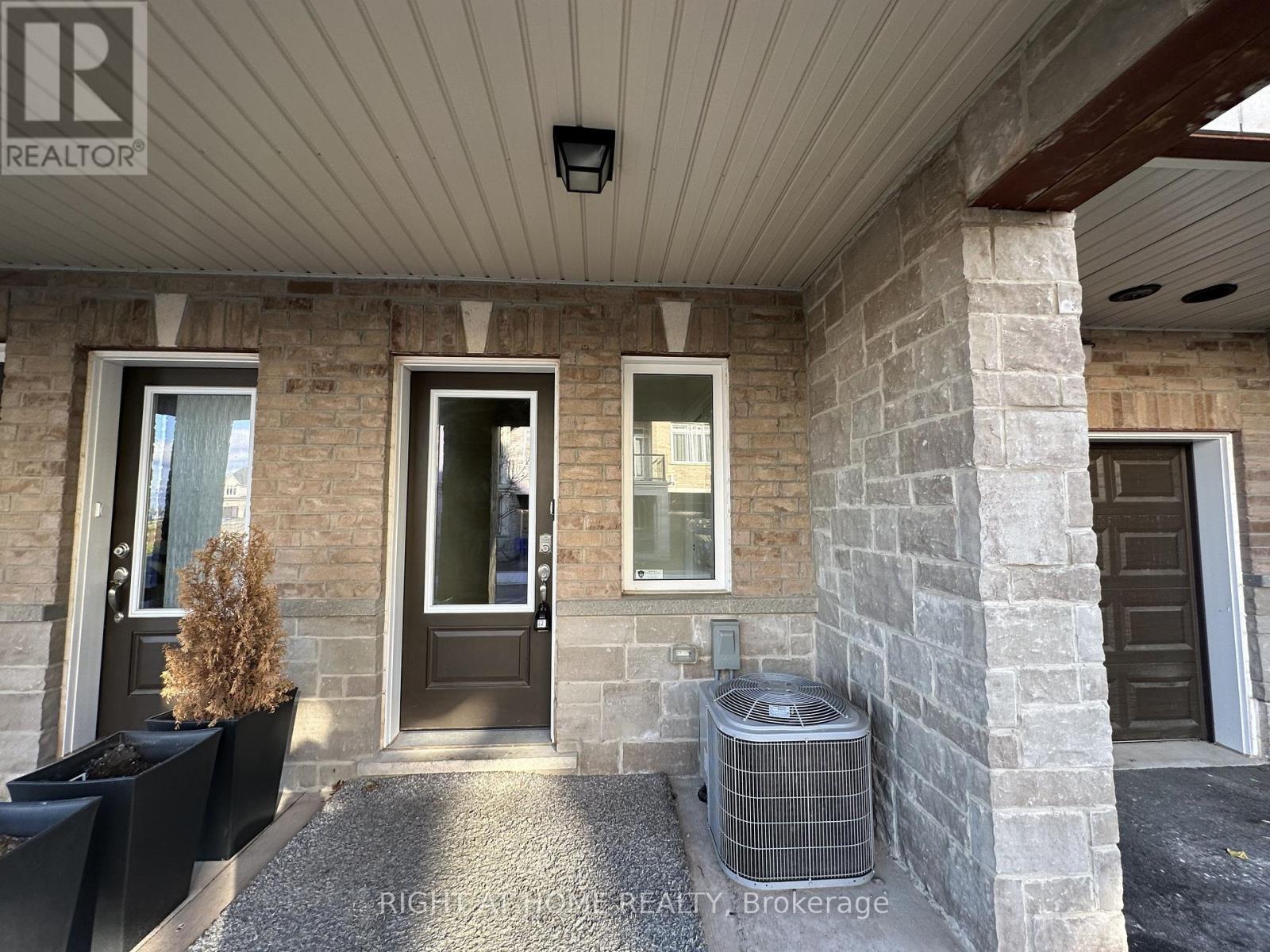 22 - 40 Zinfandel Drive, Hamilton, Ontario  L8E 0L1 - Photo 3 - X12548246