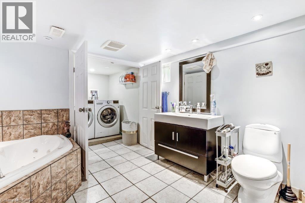 500 St Andrew Street, Port Dover, Ontario N0A 1N0 - Photo 17 - 40788296