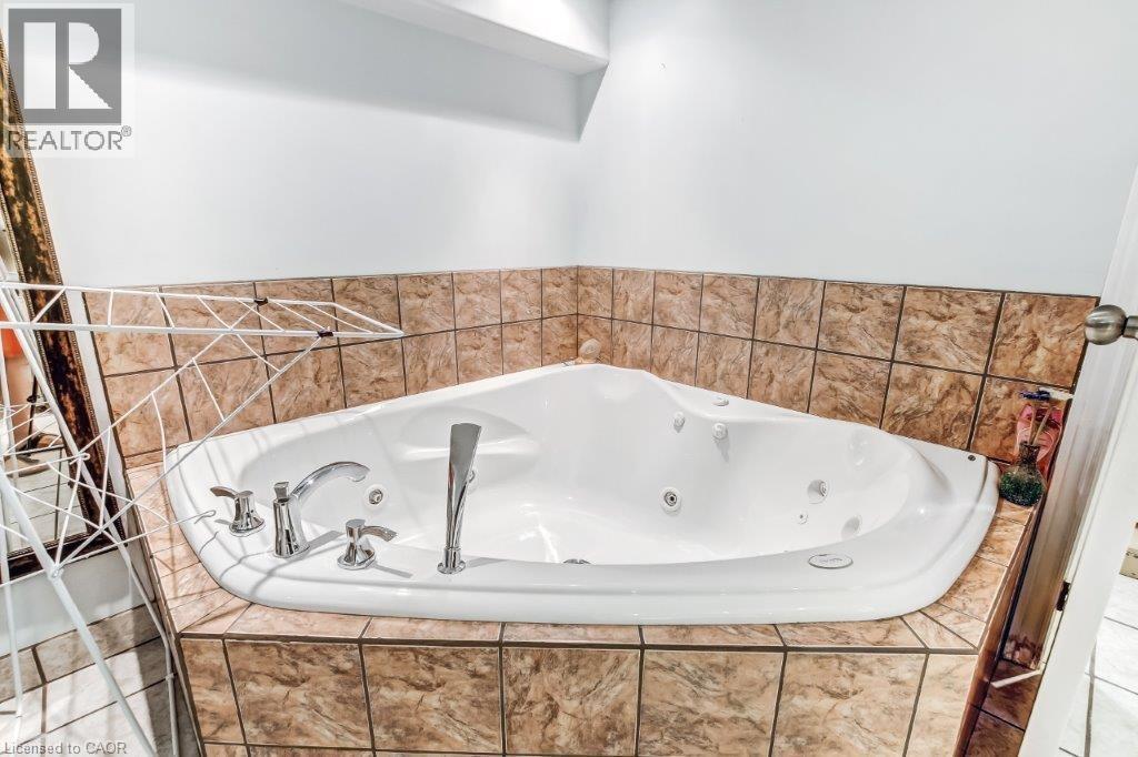 500 St Andrew Street, Port Dover, Ontario N0A 1N0 - Photo 18 - 40788296