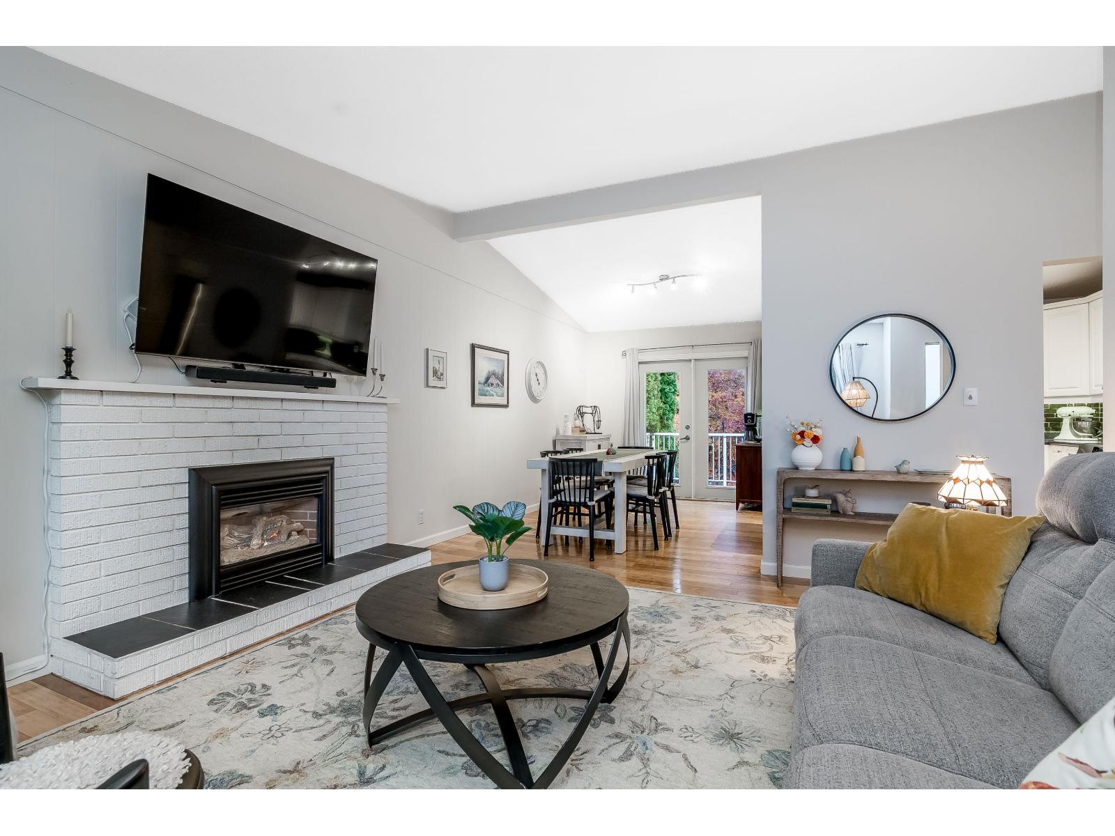 20738 38a Avenue, Langley, British Columbia  V3A 2V4 - Photo 8 - R3067659