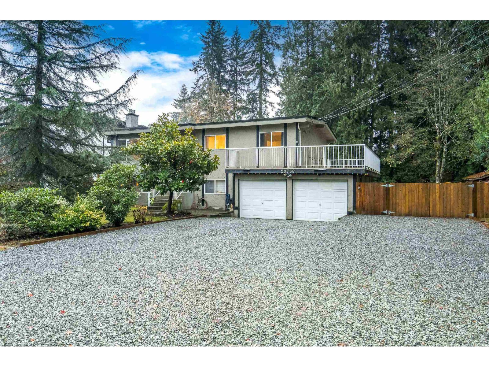 20738 38A AVENUE, Langley, British Columbia