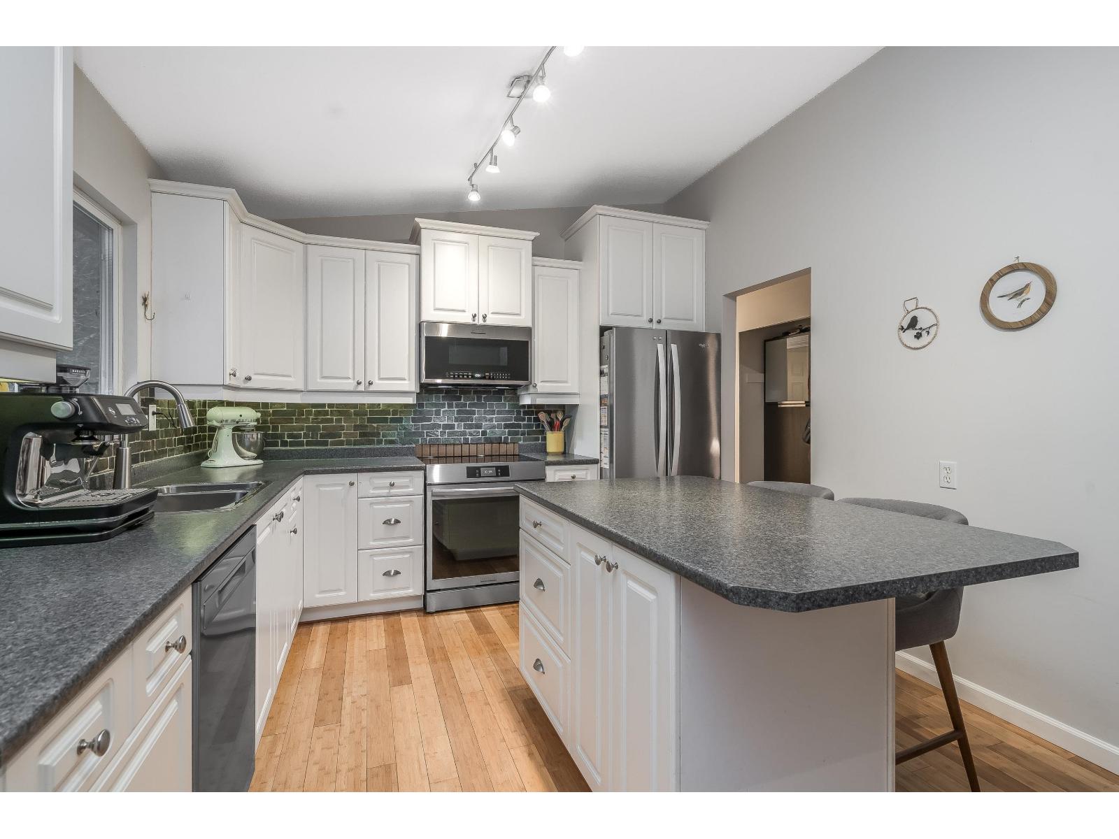 20738 38a Avenue, Langley, British Columbia  V3A 2V4 - Photo 17 - R3067659