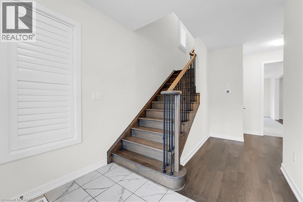 35 Santos Drive, Caledonia, Ontario  N3W 0H2 - Photo 7 - 40788272