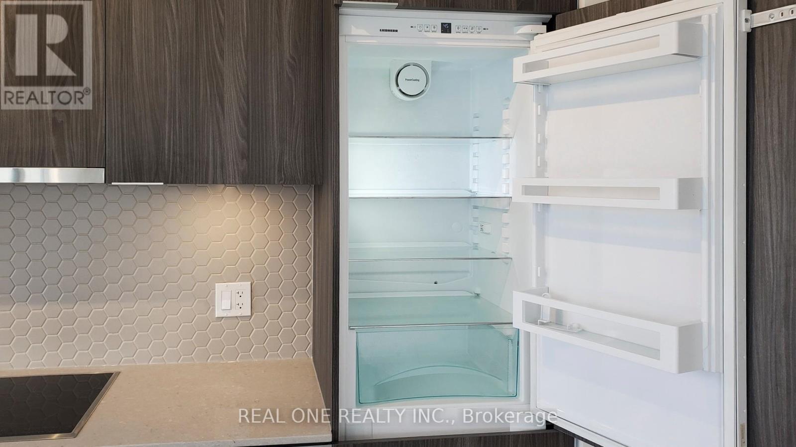 1114 - 15 Queens Quay E, Toronto, Ontario  M5E 0C5 - Photo 15 - C12548266