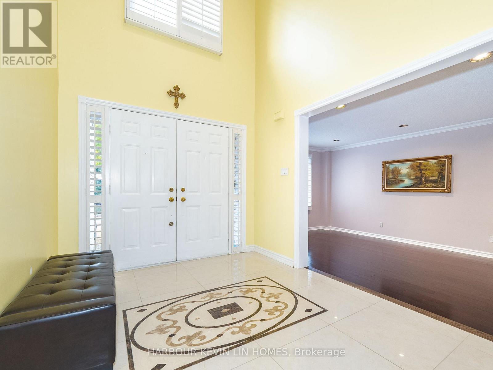 25 Pearl Gate Court, Richmond Hill, Ontario  L4B 2R2 - Photo 11 - N12472194