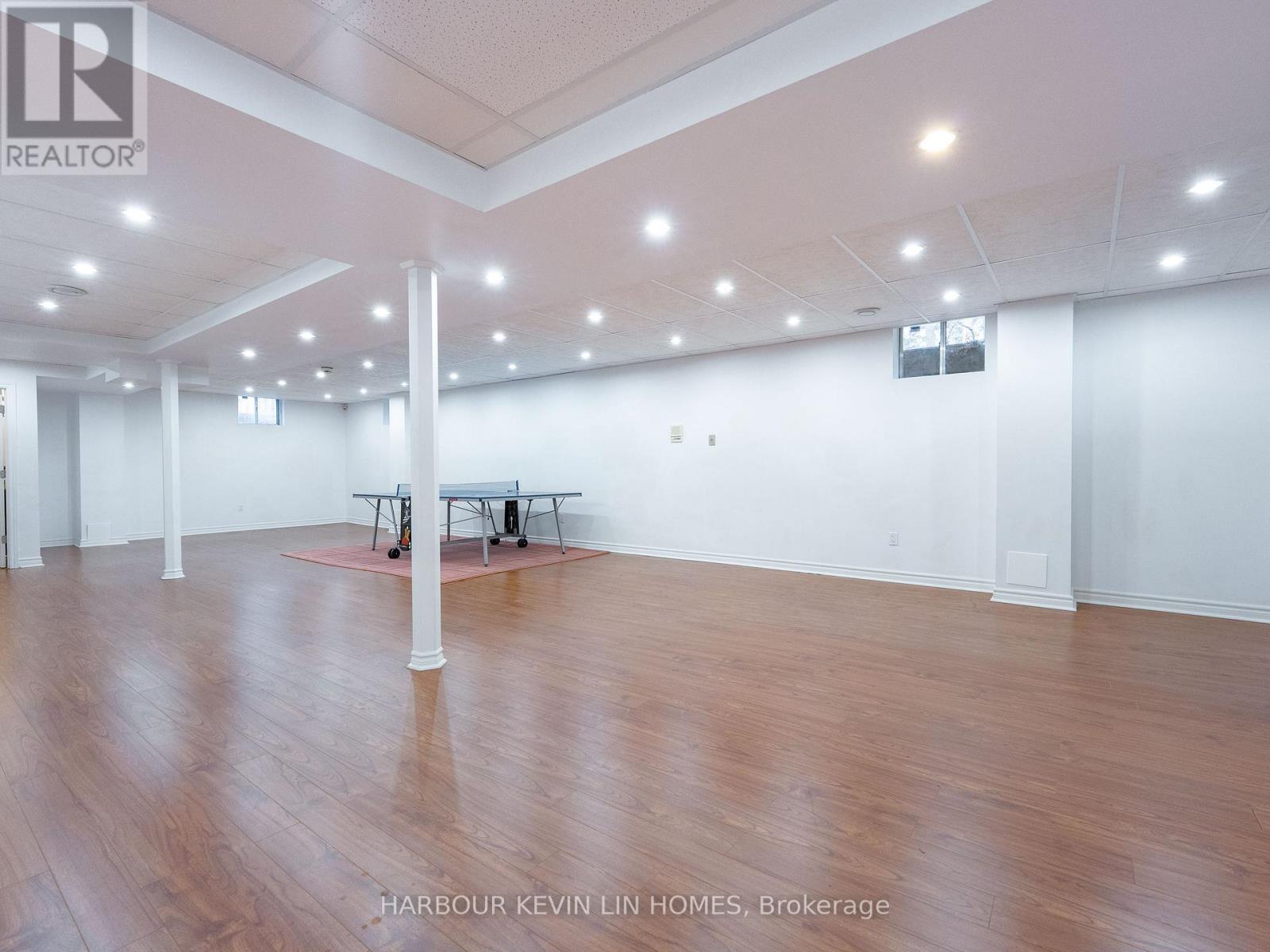 25 Pearl Gate Court, Richmond Hill, Ontario  L4B 2R2 - Photo 38 - N12472194