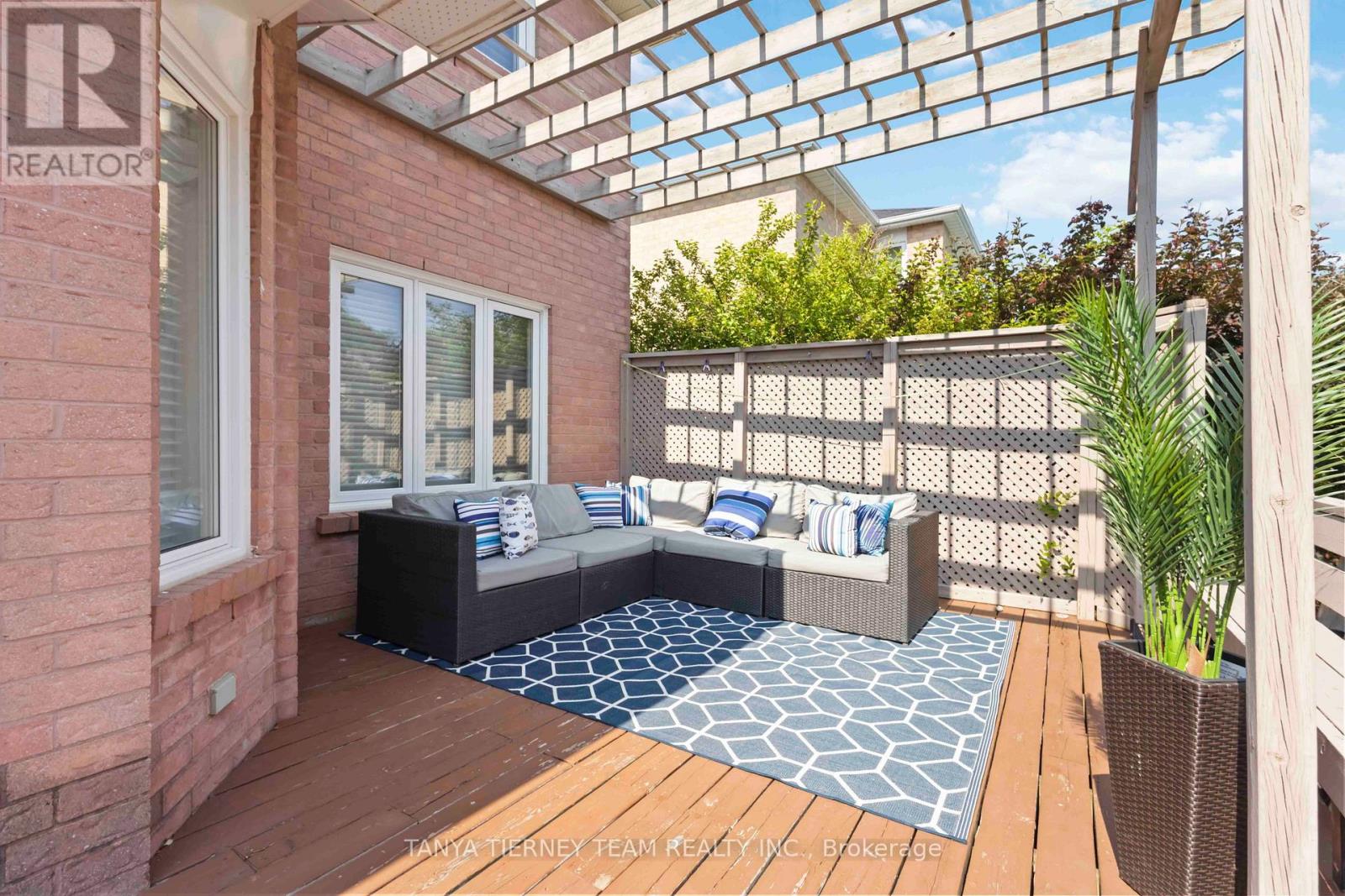 46 Foster Crescent, Whitby, Ontario  L1R 1B9 - Photo 45 - E12548248