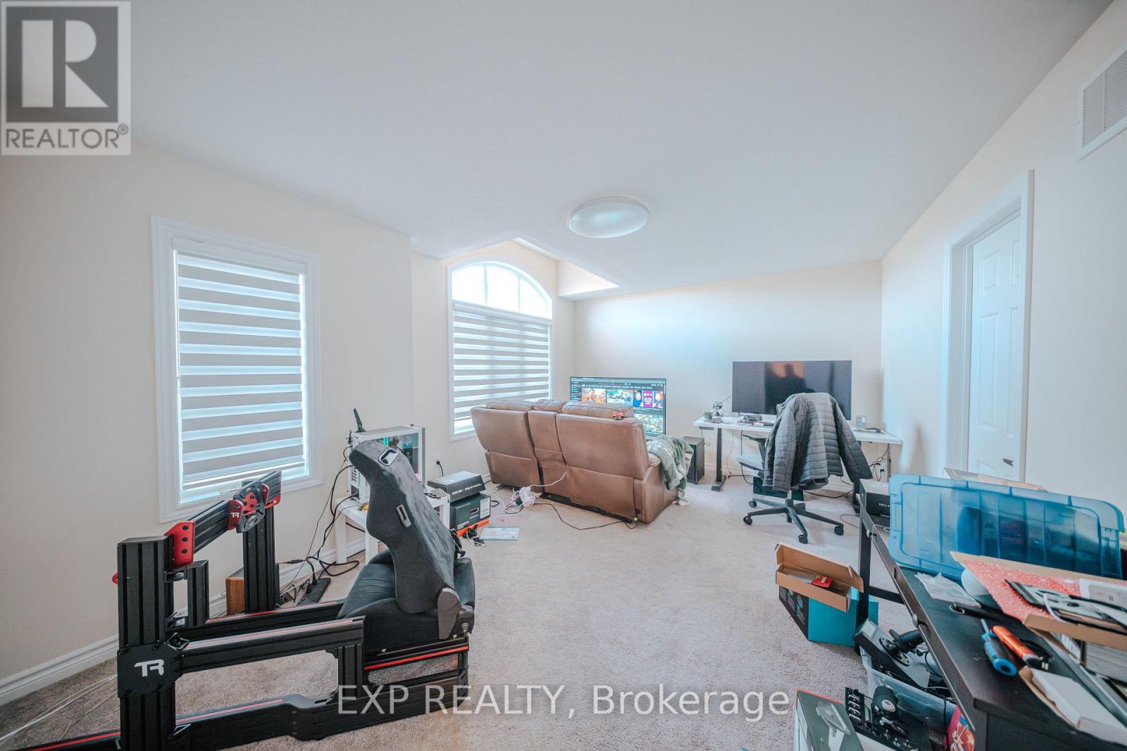 212 Ronald Guscott Street, Oshawa, Ontario  L1K 3G3 - Photo 11 - E12548260