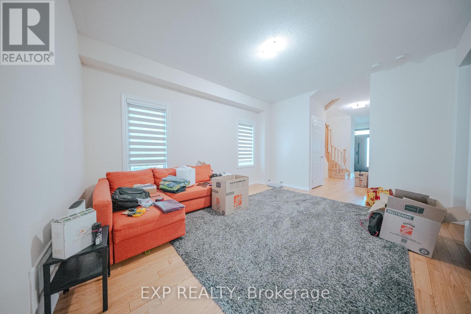 212 Ronald Guscott Street, Oshawa, Ontario  L1K 3G3 - Photo 5 - E12548260