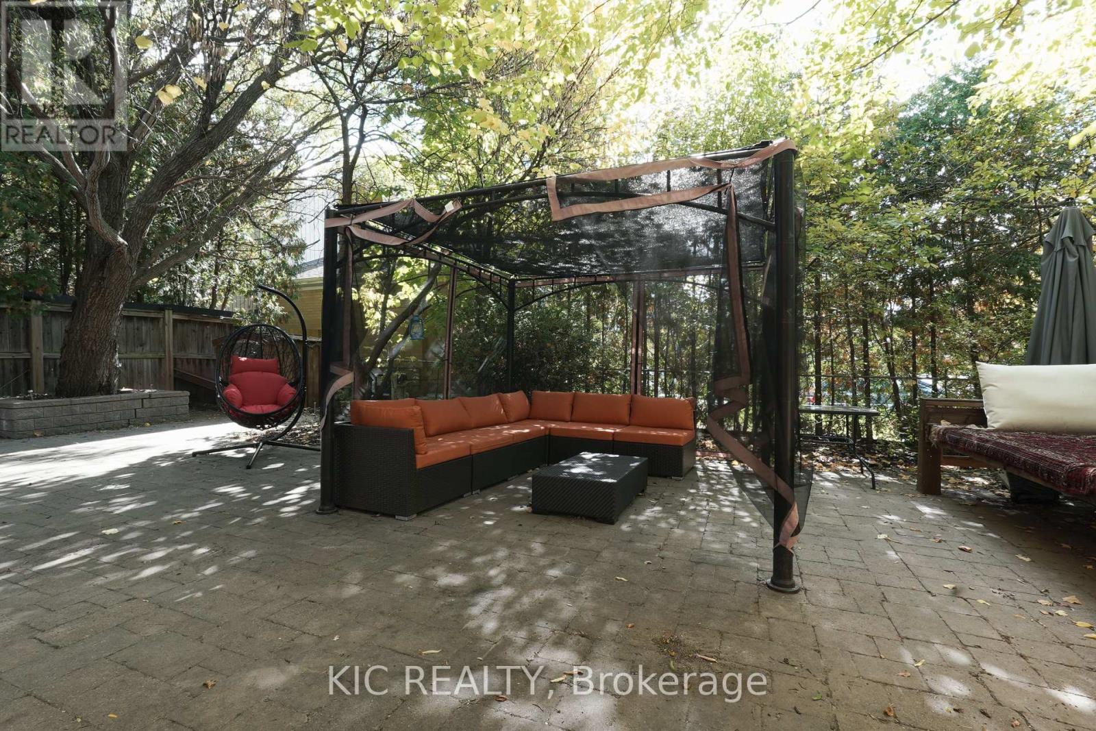 249 Tampico Road, Richmond Hill, Ontario  L4C 4R8 - Photo 31 - N12548276