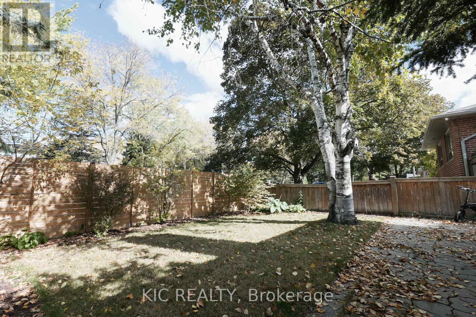 249 Tampico Road, Richmond Hill, Ontario  L4C 4R8 - Photo 36 - N12548276