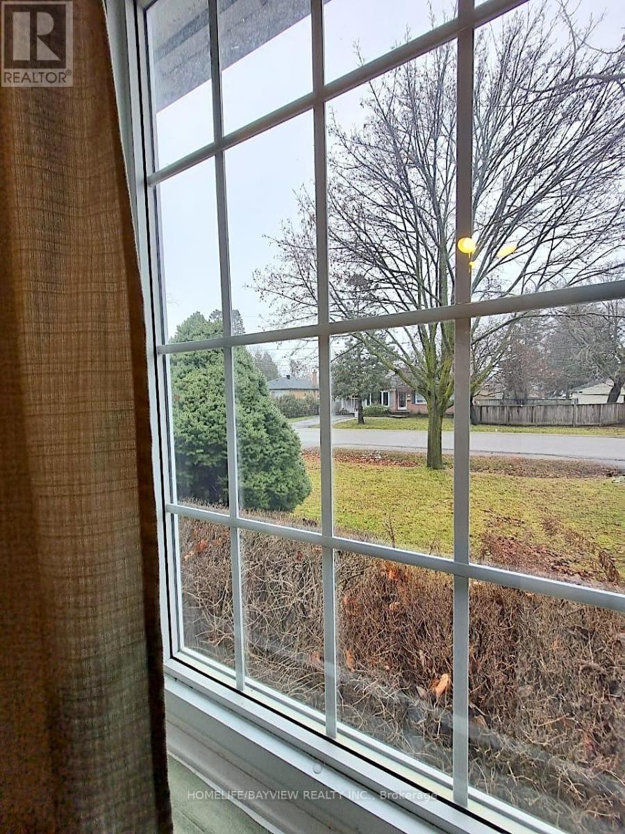 Main - 68 Rockport Crescent, Richmond Hill, Ontario  L4C 2L8 - Photo 12 - N12548280