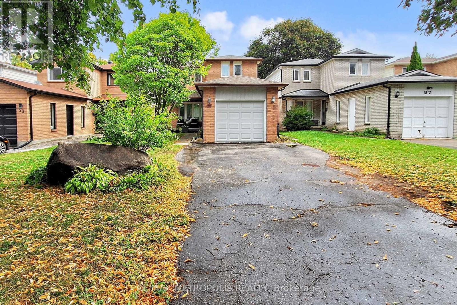 55 Garden Drive, Barrie, Ontario  L4N 5T8 - Photo 12 - S12548284