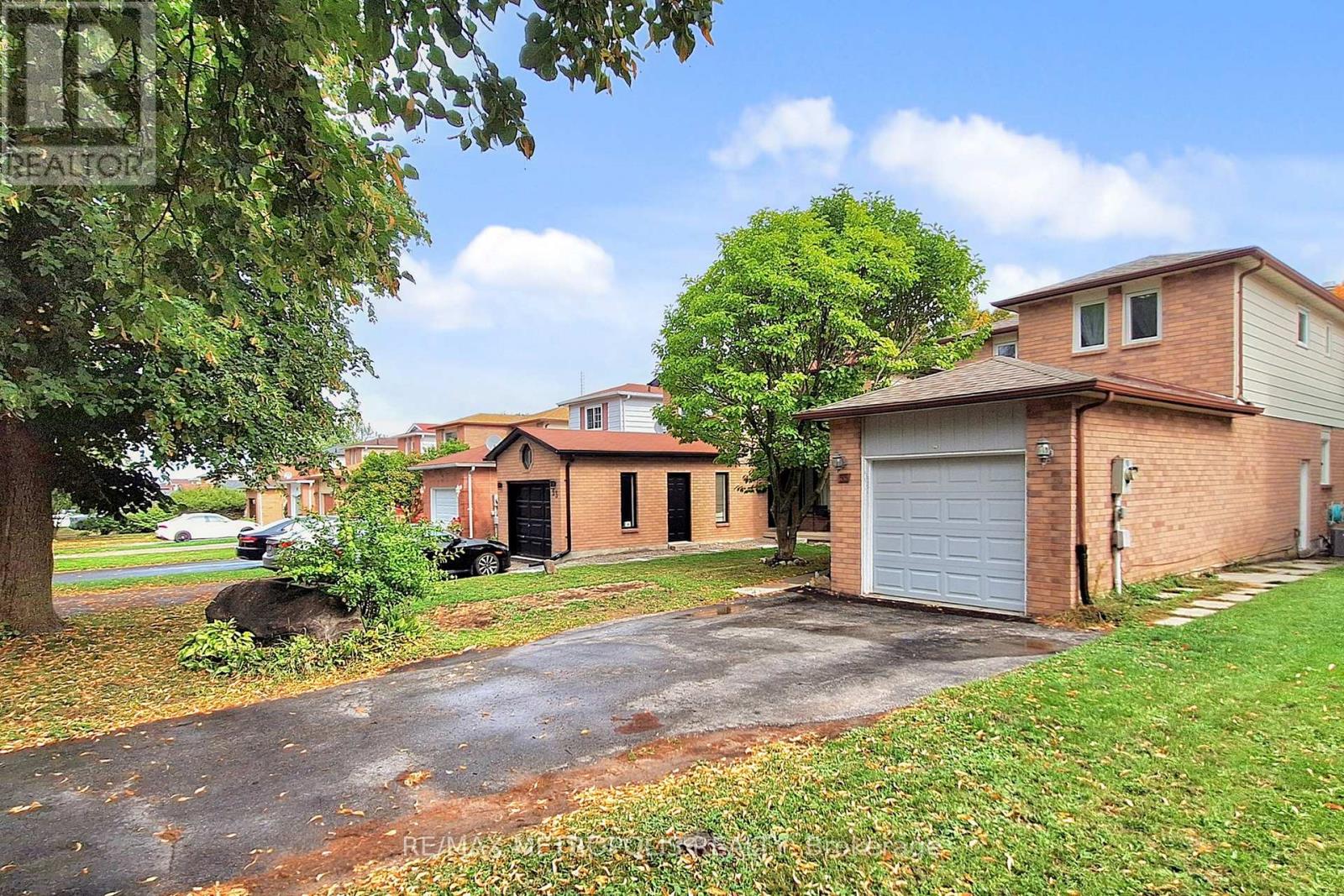 55 Garden Drive, Barrie, Ontario  L4N 5T8 - Photo 14 - S12548284