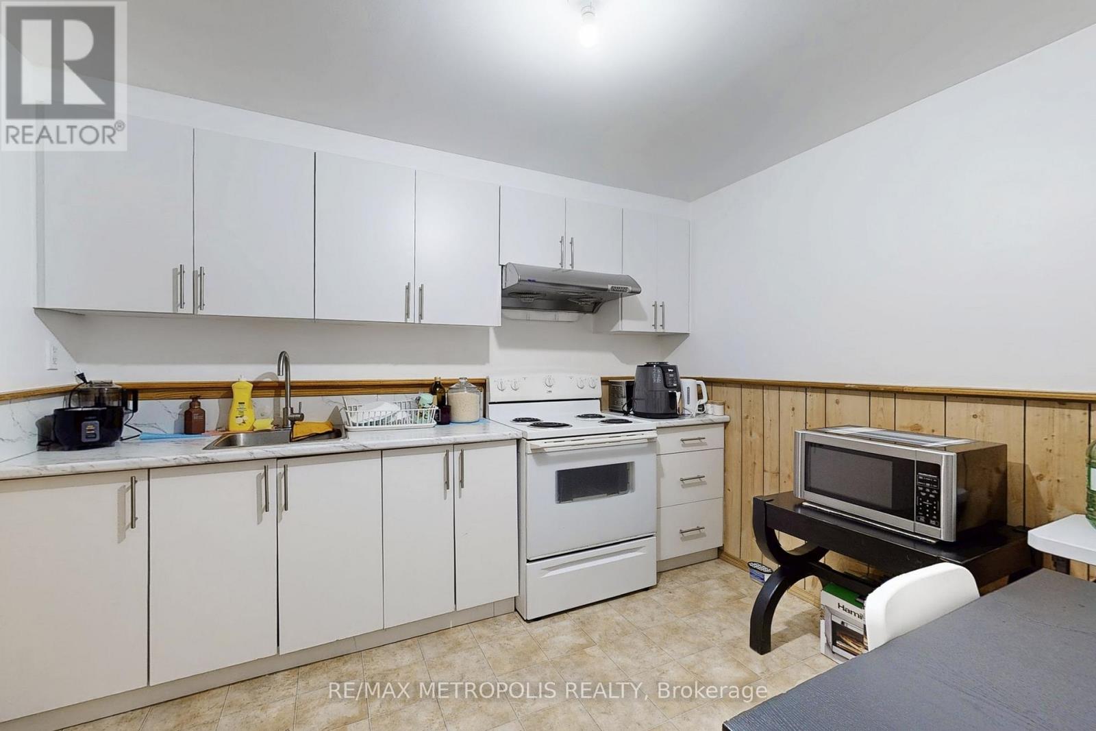 55 Garden Drive, Barrie, Ontario  L4N 5T8 - Photo 33 - S12548284