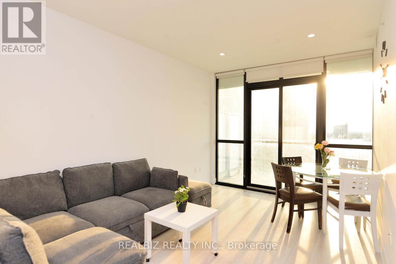 1605 - 2908 Highway 7 Road, Vaughan, Ontario  L4K 0K5 - Photo 22 - N12422194