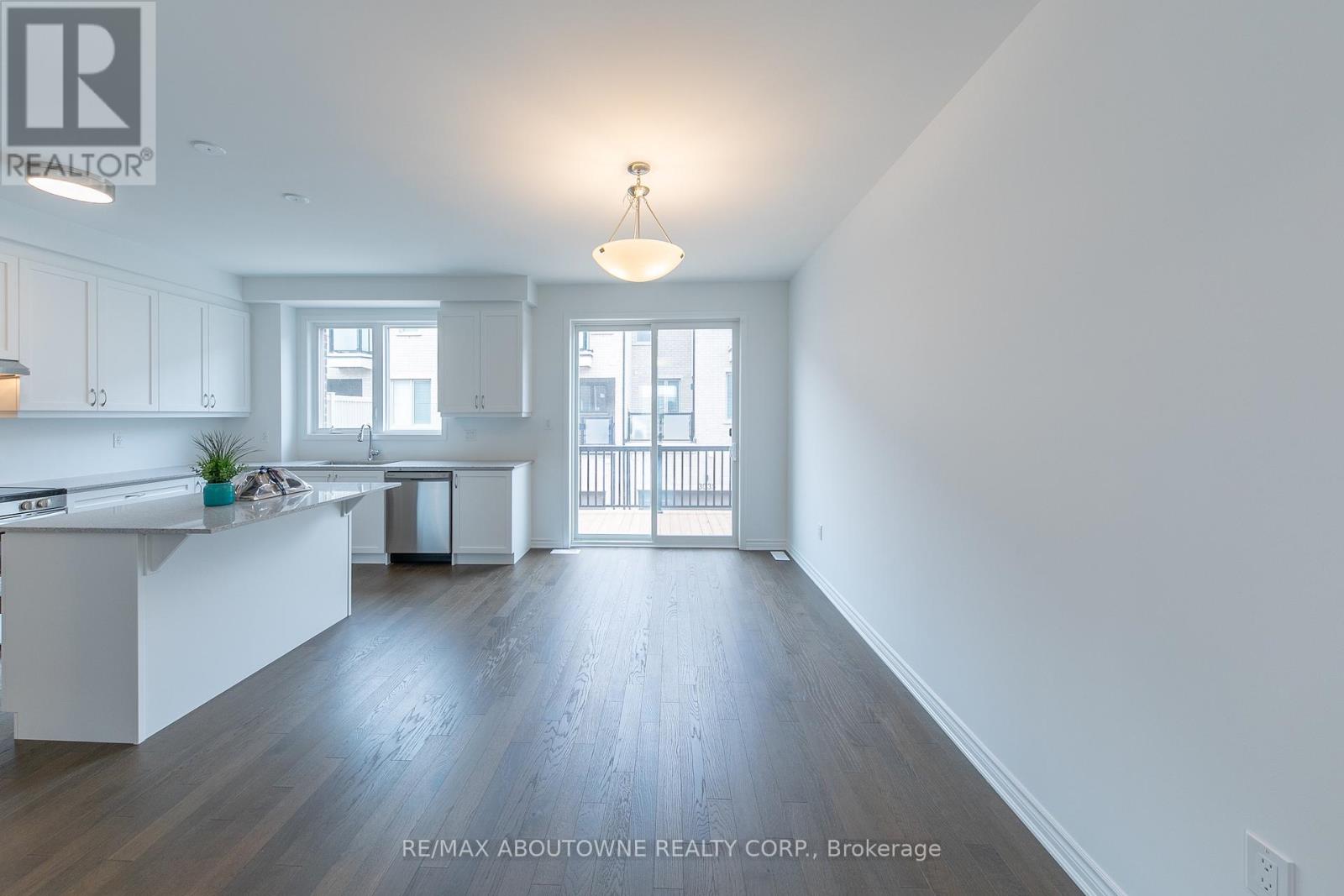 3028 Merrick Road, Oakville, Ontario  L6H 7Y2 - Photo 14 - W12548270